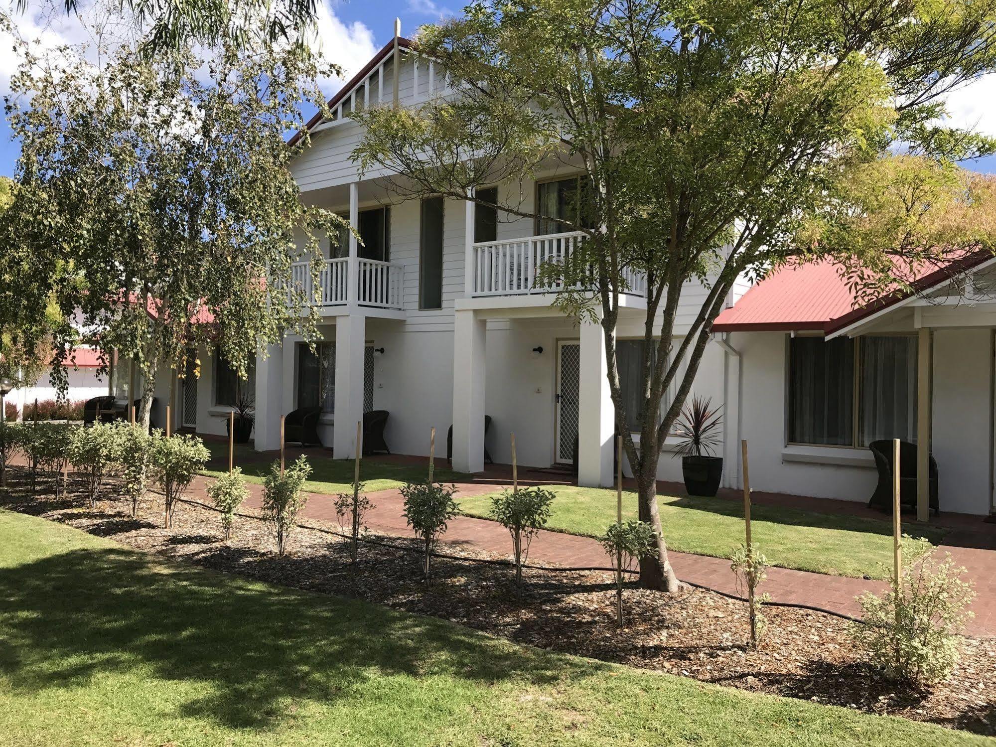 Pelicans Albany Middleton Beach Exterior photo