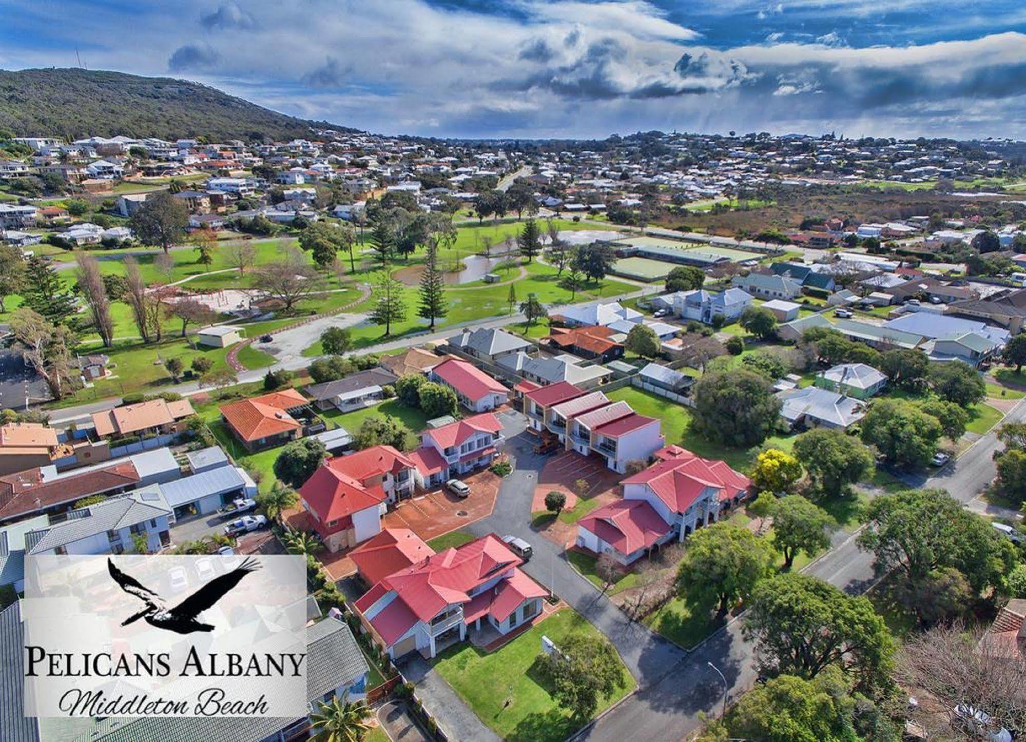 Pelicans Albany Middleton Beach Exterior photo